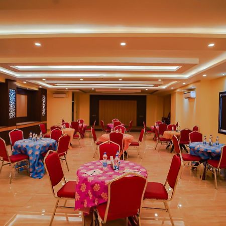 Prasant On Beach Resort !! Lift - Wifi -Restaurant-Parking Facilities-Newly Decorated Room !! Mandarmani Esterno foto